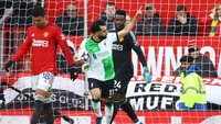 Manchester United sudah kebobolan 48 gol dari 32 laga di musim ini. Melebihi jumlah kebobolan di musim lalu, 43 kali jebol (Reuters)