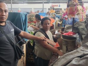 Pencuri Beraksi di Pasar Bugbug dan Abang, Kerugian Belasan Juta Rupiah Pencuri Beraksi di Pasar Bugbug dan Abang, Kerugian Belasan Juta Rupiah