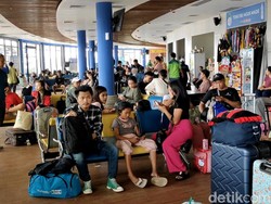 H-2 Lebaran, Terminal Mengwi Masih Ramai Pemudik