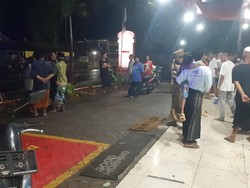 Pria Jember Diarak gegara Selingkuh Tepergok Telanjang Bersama Istri Orang