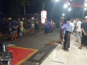 5 Fakta Pria Jember Diarak Telanjang Usai Selingkuh dengan istri Orang 5 Fakta Pria Jember Diarak Telanjang Usai Selingkuh dengan istri Orang
