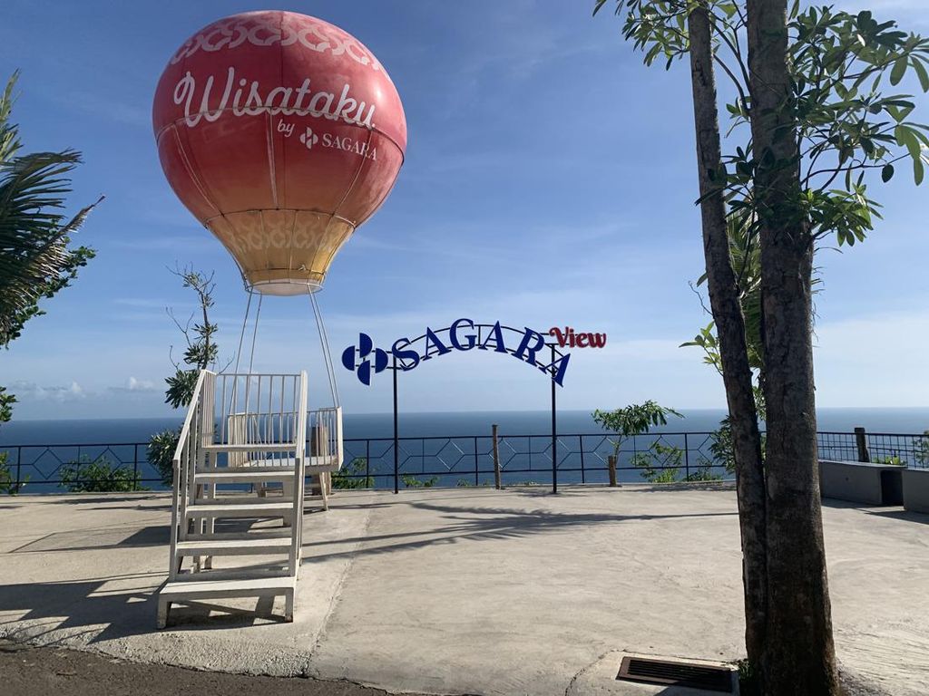 Mudik ke Kebumen, Cobain Wisata Sagara View Karangbolong yang Keren