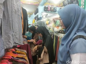 Semringah 67 Anak Yatim di Asahan Kala Diajak Belanja Baju untuk Lebaran