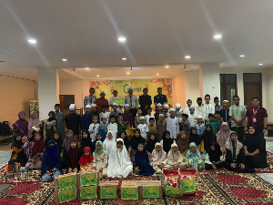 Penerbit Erlangga Salurkan Donasi ke Panti Asuhan di Jabodetabek