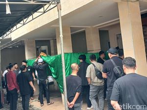 Suasana Rumah Duka Babe Cabita Suasana Rumah Duka Babe Cabita