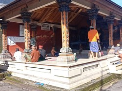 Menjaga Toleransi di Kampung Muslim lewat Rapat Buda Kliwon dan Lawar Ayam