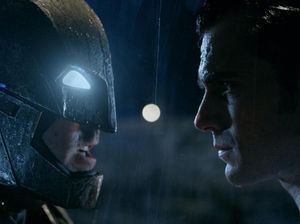 Sinopsis Bioskop Trans TV Malam Takbiran: Batman V Superman Dawn of Justice Sinopsis Bioskop Trans TV Malam Takbiran: Batman V Superman Dawn of Justice
