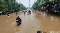 Potret Banjir Rendam Jalur Pantura Pasuruan