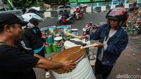 Jelang Lebaran, Penjualan Bedug di Tanah Abang Meningkat
