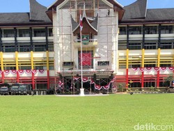 Pemprov Sumbar Pusatkan Salat Idul Fitri di Lapangan Kantor Gubernur