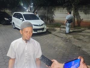 Pilu Ayah Antar 2 Anak Naik GranMax: Cium Tangan, Saya Bilang Semoga Selamat Pilu Ayah Antar 2 Anak Naik GranMax: Cium Tangan, Saya Bilang Semoga Selamat