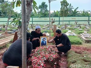 Video Kaleidoskop 2024: Deretan Aktor-Penyanyi yang Meninggal Dunia di 2024 Video Kaleidoskop 2024: Deretan Aktor-Penyanyi yang Meninggal Dunia di 2024