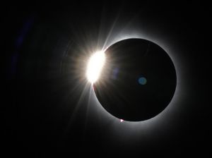 Gerhana Matahari Total Berikutnya, Indonesia Bakal Kebagian Gerhana Matahari Total Berikutnya, Indonesia Bakal Kebagian