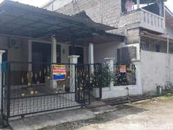 Kakak-Adik Asal Bogor Tewas Saat Kecelakaan Tol Japek Niat ke Makam Ayah