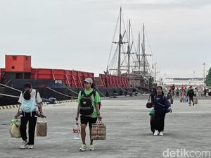 Kapal Pelni Angkut 1.713 Penumpang Saat Puncak Mudik via Pelabuhan Benoa