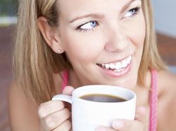 5 Tips Minum Kopi Agar Tak Bikin Gigi Kuning, Gampang Dilakukan