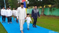 Bobby Salat Id di Lapangan Sejati Medan, Kahiyang dan Ketua Nahyan Ikut
