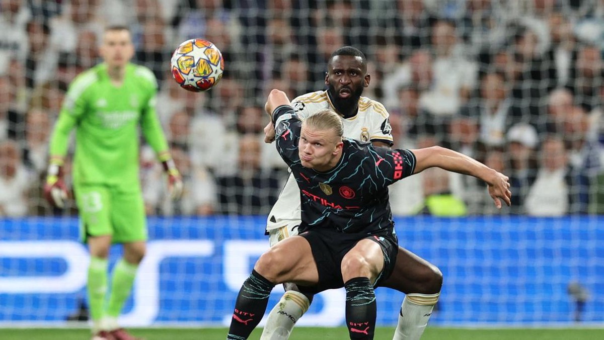 Erling Haaland di laga Real Madrid vs Man City. (Foto: REUTERS/Violeta Santos Moura)