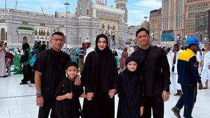 Gaya Keluarga Ashanty hingga Atta Halilintar Lebaran di Tanah Suci