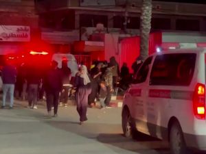 Israel Bunuh 14 Warga Gaza di Malam Takbiran Idul Fitri 1445 H