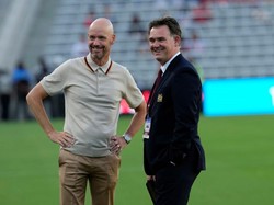 MU Bersih-bersih Lagi, Kini Giliran Murtough Out