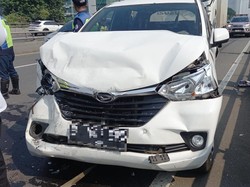 Kecelakaan Libatkan 4 Kendaraan Terjadi di Tol Pulomas