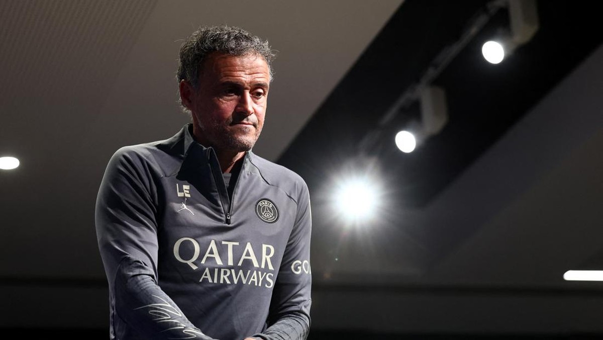 Luis Enrique bandingkan gaya main Barcelona-nya dengan Barcelona Xavi saat ini (REUTERS/Stephanie Lecocq)