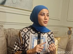 Lebaran Olla Ramlan Tetap Terasa Lengkap Meski Tak Ada Pasangan