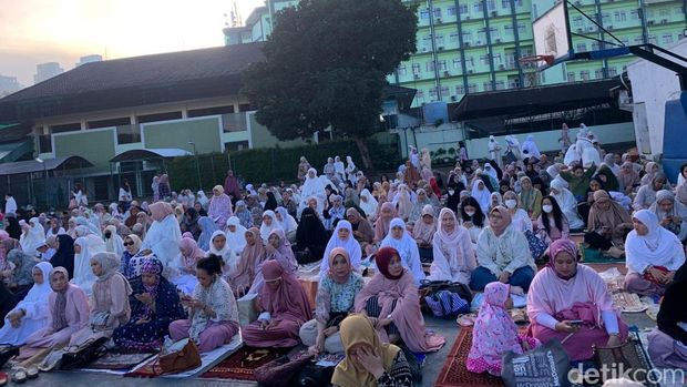 Salat Id 2024 di Masjid Al Azhar