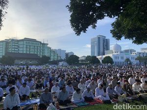 Masjid Al-Azhar Siap Tampung 15 Ribu Jemaah Salat Id Hari Ini