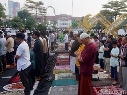 Jadwal Salat Fardhu Jawa Timur Minggu 15 September 2024