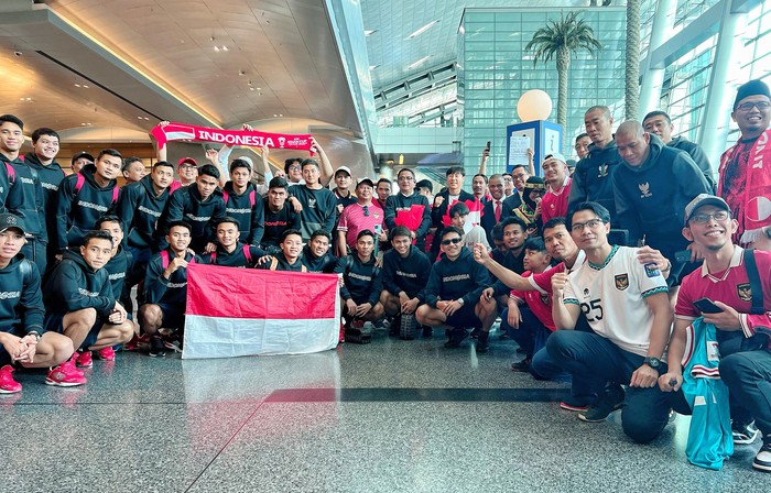 Ultras Garuda dan KBRi Qatar Sambut Timnas Indonesia U-23 di Doha, Qatar, Rabu (10/4/2024) siang waktu setempat.