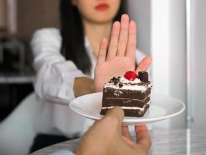 Aneh! Pesan Kue Beralkohol, Wanita Ini Protes Rasa Kuenya Seperti Alkohol Aneh! Pesan Kue Beralkohol, Wanita Ini Protes Rasa Kuenya Seperti Alkohol