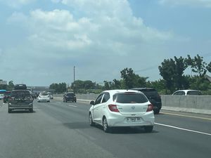 Contraflow Diterapkan dari Km 55 hingga 65 Tol Japek Siang Ini