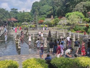 Libur Lebaran, Tirta Gangga dan Pura Lempuyang Favorit Wisatawan