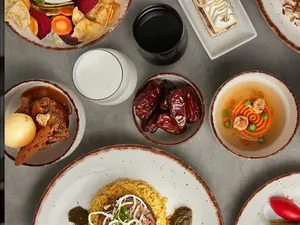 10 Maskapai dengan Makanan Terenak Versi Netizen