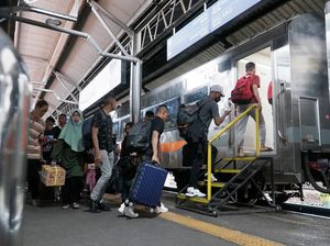 KAI Prediksi Puncak Arus Balik 14 April, Kereta Tambahan Disiapkan KAI Prediksi Puncak Arus Balik 14 April, Kereta Tambahan Disiapkan