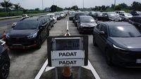 Potret Kepadatan Arus Lalin di Exit Tol Jombang