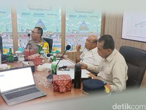 Menhub Kembali Blusukan ke Tol Jakarta-Cikampek, Ada Apa?