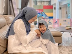 Ria Ricis Rayakan Lebaran Bareng Moana Tanpa Teuku Ryan