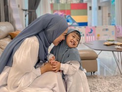 Tanpa Teuku Ryan, Ria Ricis Rayakan Lebaran dengan Moana