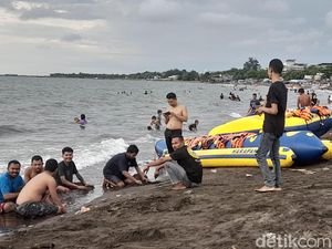 Pengusaha Banana Boat Tanjung Bayang Raup Rp 1 Juta Sehari Saat Libur Lebaran