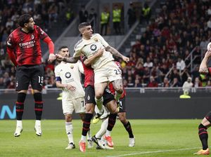 Tajamnya Kepala Gianluca Mancini