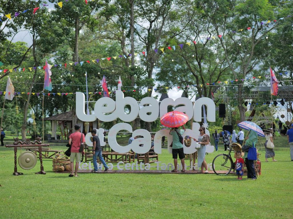 Pengunjung Candi Prambanan Hampir 15.000 di Libur Lebaran