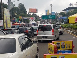 Jalan Raya Puncak One Way, Kendaraan Arah Jakarta Disetop Sementara