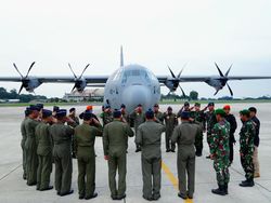 Cerita di Balik Suksesnya Bantuan RI untuk Gaza Diterjunkan dari Udara