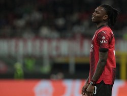 Milan Digebuk Roma, Rafael Leao dan Theo Hernandez Dikecam