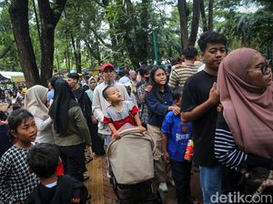 92.631 Wisatawan Masuk Ragunan Per Pukul 14.00 H+3 Lebaran 92.631 Wisatawan Masuk Ragunan Per Pukul 14.00 H+3 Lebaran
