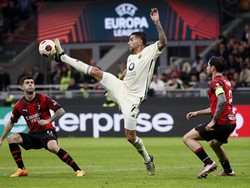 AS Roma Kalahkan AC Milan dengan Skor Tipis 1-0