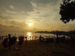 Liburan Kilat, Ongkos Hemat